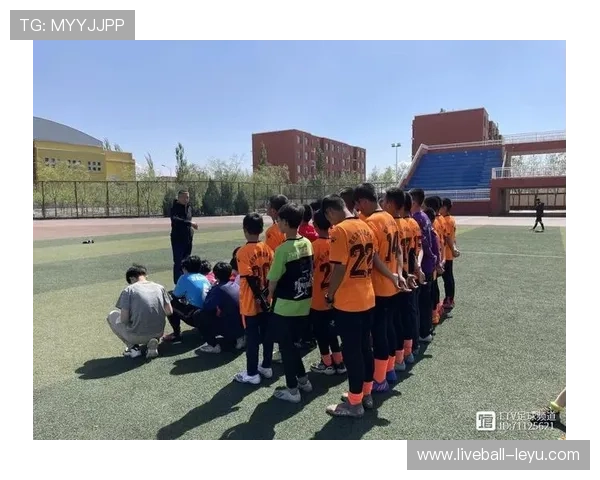 放弃足球？老张的青训困境：如何让孩子像内维斯般专注，抵御网红与海外集训诱惑